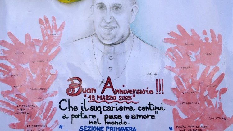 教皇フランシスコの選出記念日を祝うメッセージ　2025年3月13日、ローマ・ジェメッリ総合病院