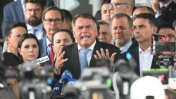 Brazilian Supreme Court votes that former President Bolsonaro should stand trial for allegedly attempting a coup