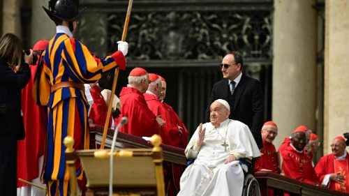 &laquo;Շնորհաւոր Ծաղկազարդի կիրակի բոլորդ։ Բարի Սուրբ Շաբաթ&raquo; Ֆրանչիսկոս Պապ