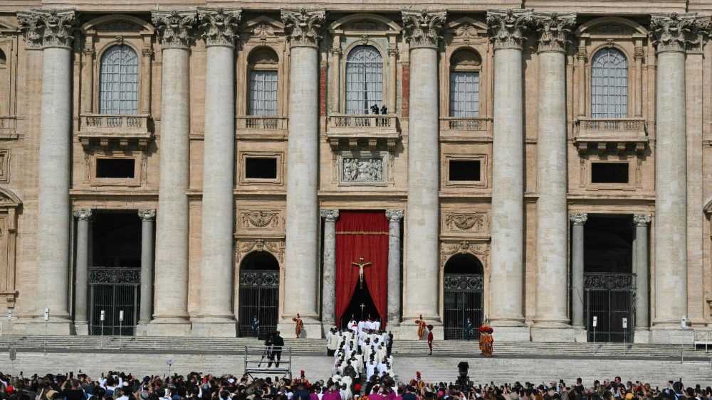 VATICAN-RELIGION-POPE