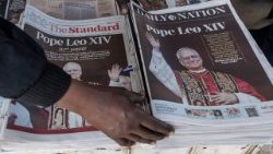 Giornali in Kenya parlano della elezione di Papa Leone XIV