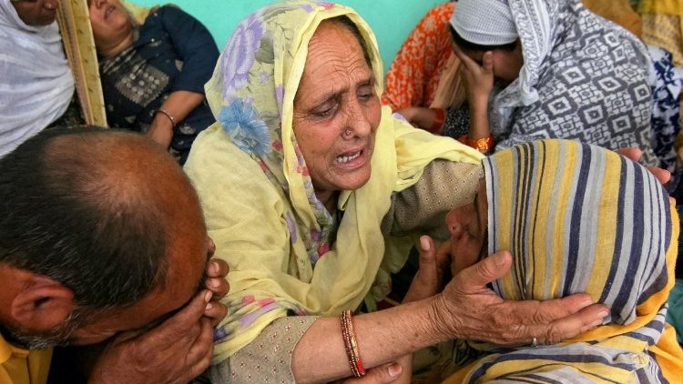 INDIA-PAKISTAN-KASHMIR-UNREST