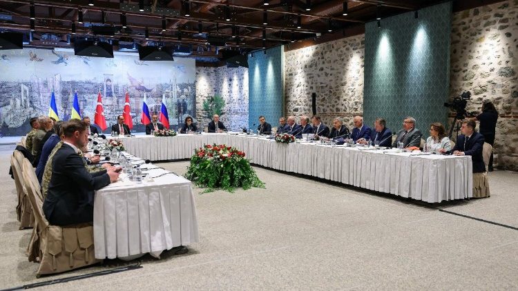 L'incontro in Turchia tra le delegazioni ucraina e russa dello scorso 16 maggio 