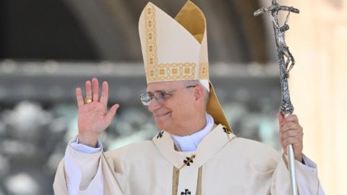 Påvens Regina Coeli: ”Jag tänker på familjer som lider av krig”