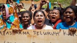 Nei villaggi affacciati sul Golfo di Huon, nelle vicinanze della città di Lae, il secondo centro urbano della Papua Nuova Guinea, cresce la preoccupazione