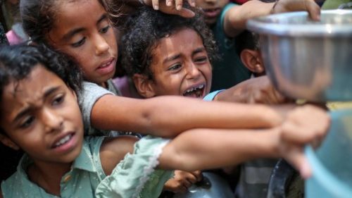 Nelze zneužívat hladu jako válečné zbraně, píše papež do Organizace pro výživu a zemědělství