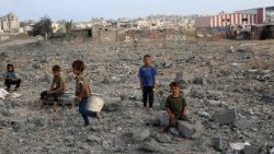 गाज़ा में बच्चों की दर्दनाक स्थिति 