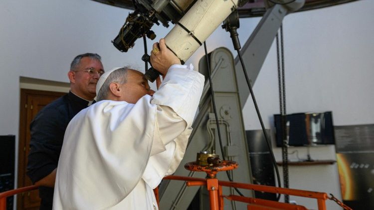 Папата във Ватиканската обсерватория