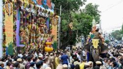 Eine hinduistische Prozession