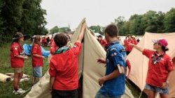 Scouts de France take part to the scouts de France "Clameurs" gathering in Jambville near Paris on July 24, 2025. 