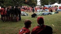 Jamboree ve francouzském Jambville se koná deset let po zveřejnění Františkovy encykliky Laudato si'