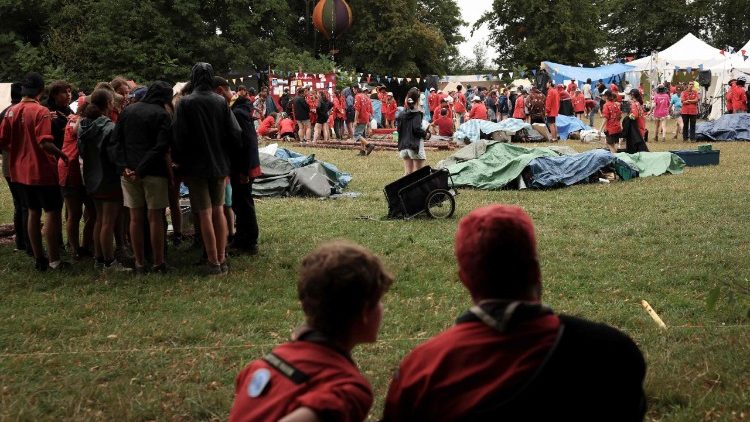 Jamboree ve francouzském Jambville se koná deset let po zveřejnění Františkovy encykliky Laudato si'
