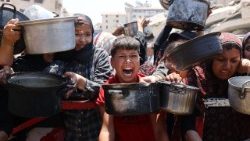 गज़ा में फिलीस्तीनी आम नागरिक