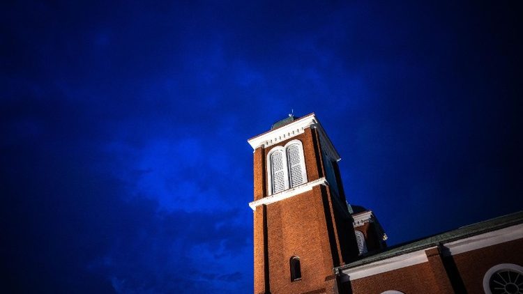 Tháp chuông Nhà thờ Chính tòa Urakami ở thành phố Nagasaki 