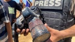 La cámara de un reportero muerto en el conflicto de Gaza