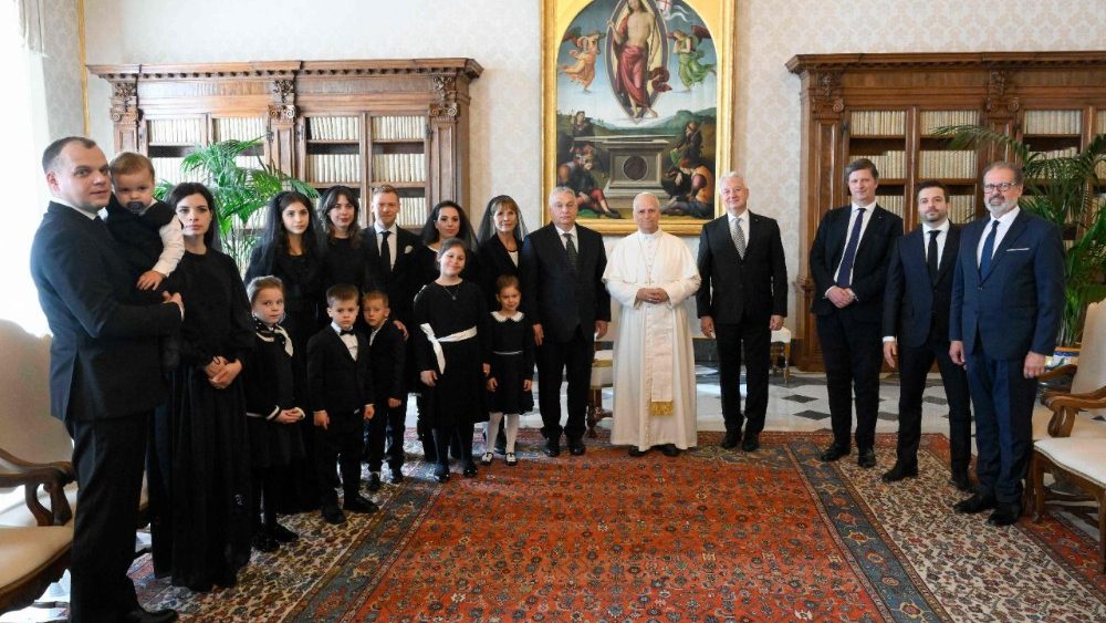 VATICAN-RELIGION-POPE-HUNGARY-DIPLOMACY