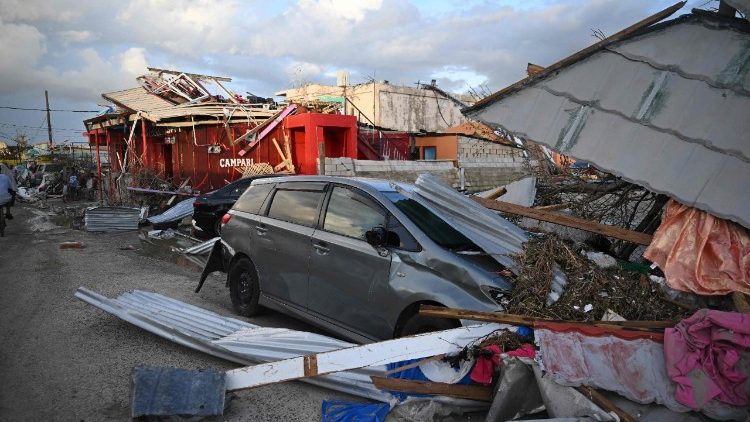 ኣብ ጀማይካ ዝወረደ ዕንወት ህቦብላ ንፋስ