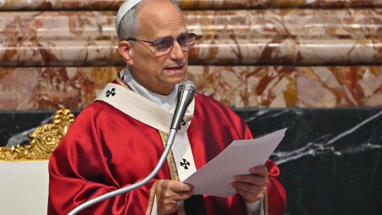 திருப்பலியில் மறையுரை வழங்கும் திருத்தந்தை 