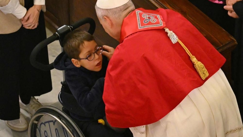 Papa Leon XIV în cadrul întâlnirii de rugăciune care a avut loc la Catedrala Sfântul Duh, din Istanbul, în cursul dimineții de vineri, 28 noiembrie a.c., în cea de-a doua zi a călătoriei apostolice în Turcia
