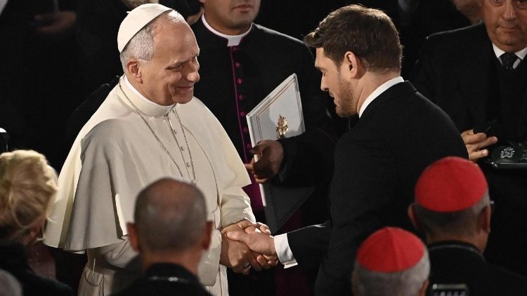 Koncert pro chudé v Aule Pavla VI.