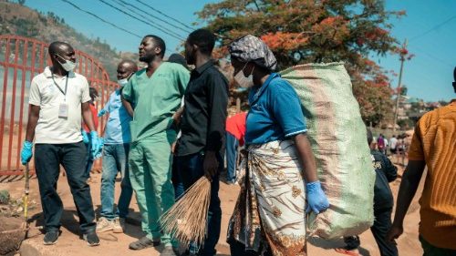 Leo erinnert an Not der Fl&uuml;chtlinge aus dem Ostkongo