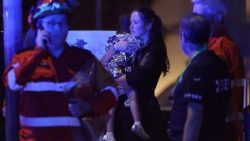 Los equipos de rescate llegaron a Bondi Beach tras el grave tiroteo durante la fiesta judía de Janucá (AFP o sus licenciantes).