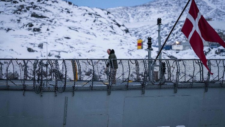 La nave della pattuglia danese in Groenlandia