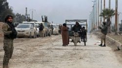 Trupas sirias controlan las calles cerca de Raqqa