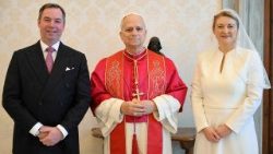 லக்ஸம்பர்க் இளவரசர் மற்றும் இளவரசியுடன் திருத்தந்தை 