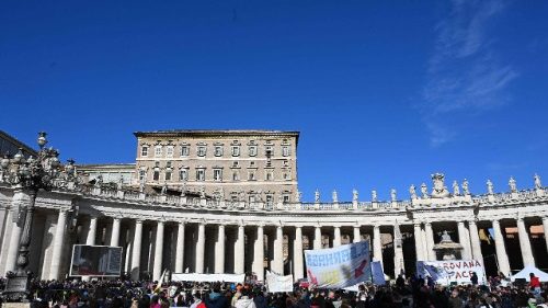Папа: з дітьми Римської дієцезії молімося за мир в Україні та в світі