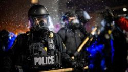 Agentes federais dos EUA mobilizados em Minneapolis (2026 Getty Images)