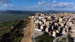 Il comune di Niscemi in Sicilia colpito dalla frana