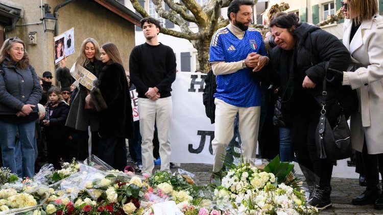 ഇരകളായവരുടെ ബന്ധുക്കൾ 