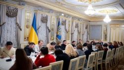 Il presidente ucraino incontra i giornalisti a Kyiv