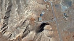 የኢራንን  የኢስፋሃ ኒውክሌር ማበልጸጊያ ጣቢያን የሚያሳይ የካቲት 3 ቀን 2018 ዓ.ም. የተለቀቀ የሳተላይት ምስል 