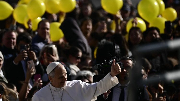 El Papa entre fieles 