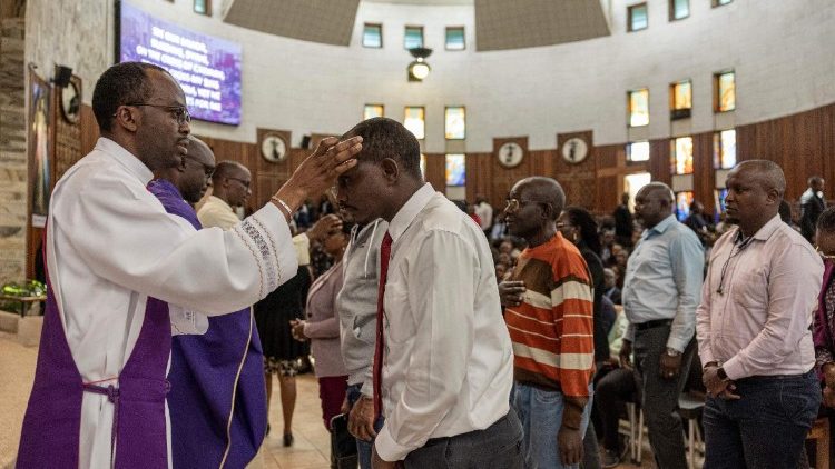 Jumatano ya Majivu ni mwanzo wa Kipindi cha Kwaresima