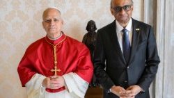 البابا لاون الرابع عشر يستقبل رئيس جمهورية سنغافورة 