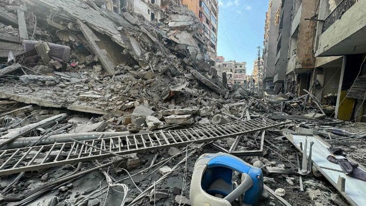 Banlieue sud de Beyrouth apr&egrave;s des bombardements isra&eacute;liens