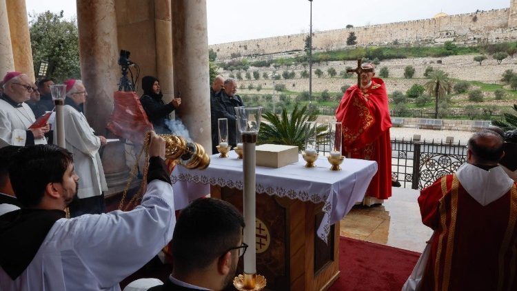 எருசலேமில் குருத்து ஞாயிறுக் கொண்டாட்டம் 