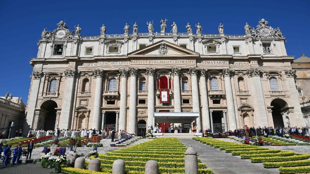 Святая Імша Уваскрасення Пана на Плошчы святога Пятра ў Ватыкане
