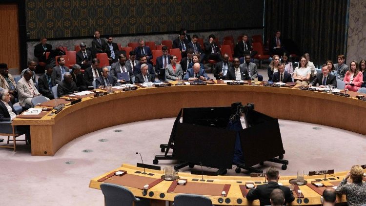 Sala, Majadiliano katika ukweli na uwazi pamoja na diplomasia ni muhimu