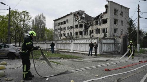 Ucraina, almeno 16 morti per i pesanti attacchi russi nella notte 