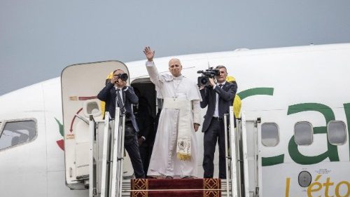 [Highlights] Ng&agrave;y 16/04/2026, ĐTC.L&ecirc;&ocirc; đến thăm th&agrave;nh phố Bamenda, Camerun