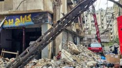 Pueblo al sur de Beirut golpeado por los ataques israelíes