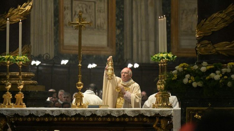 ĐHY Giovanni Battista Re, Ni&ecirc;n trưởng Hồng y đo&agrave;n, chủ sự Th&aacute;nh lễ tại Vương cung Th&aacute;nh đường Đức B&agrave; Cả, ng&agrave;y 21.04.2026.