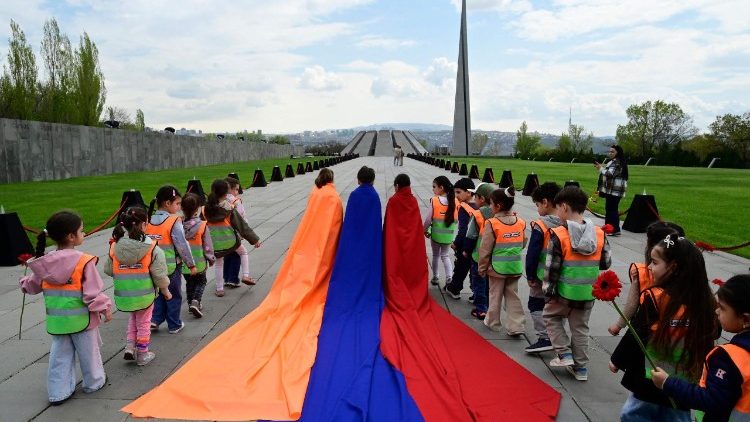 ARMENIA-TURKEY-HISTORY-GENOCIDE-ANNIVERSARY
