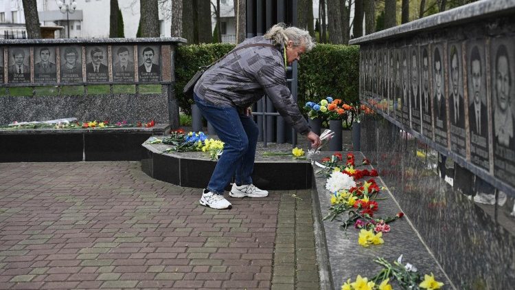 O Memorial &agrave;s V&iacute;timas de Chernobyl