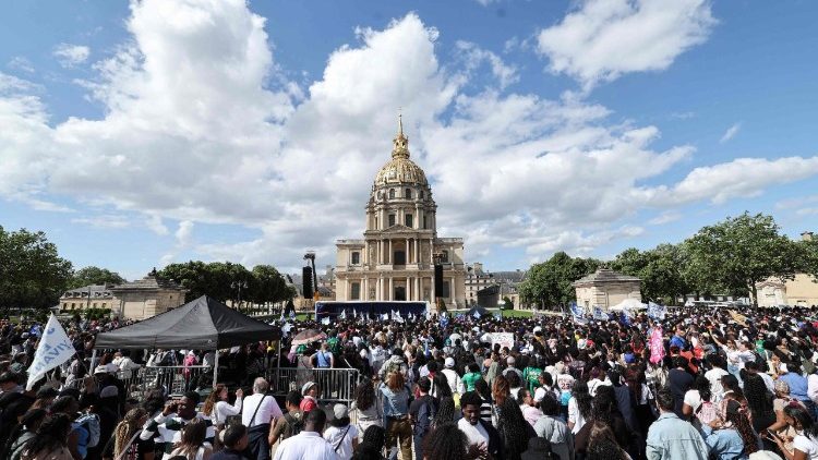 Christen bei dem Marche Pour Jesus in Paris