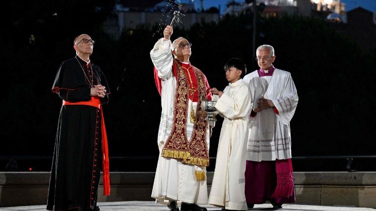 TOPSHOT-SPAIN-VATICAN-DIPLOMACY-RELIGION-POPE